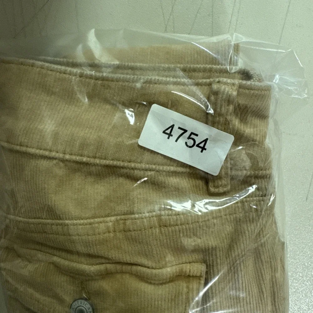 American Eagle High Rise Kick Boot Corduroy Pants Womens Sz 8 Stretch Minimalist
